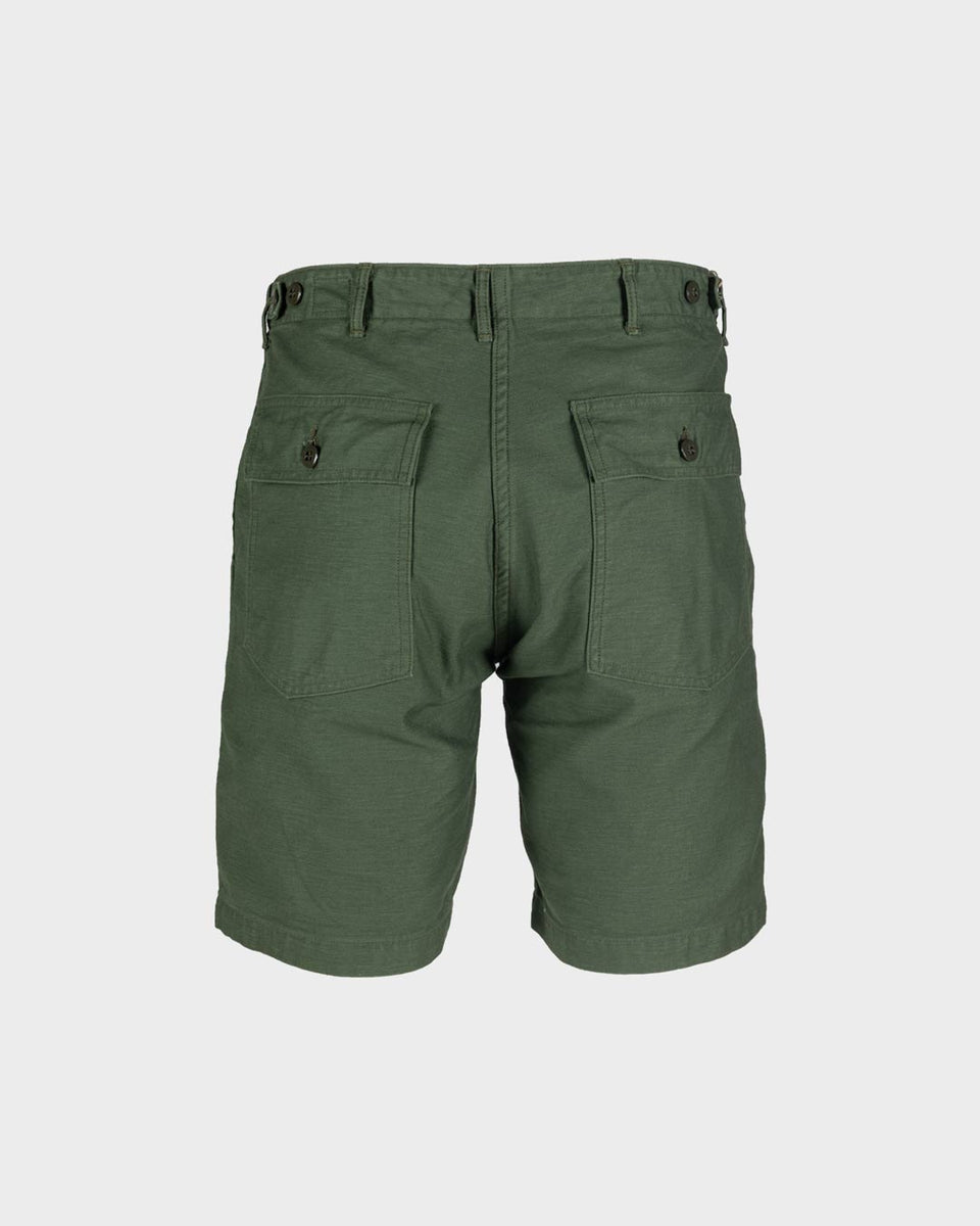 Army fatigue hot sale cargo shorts