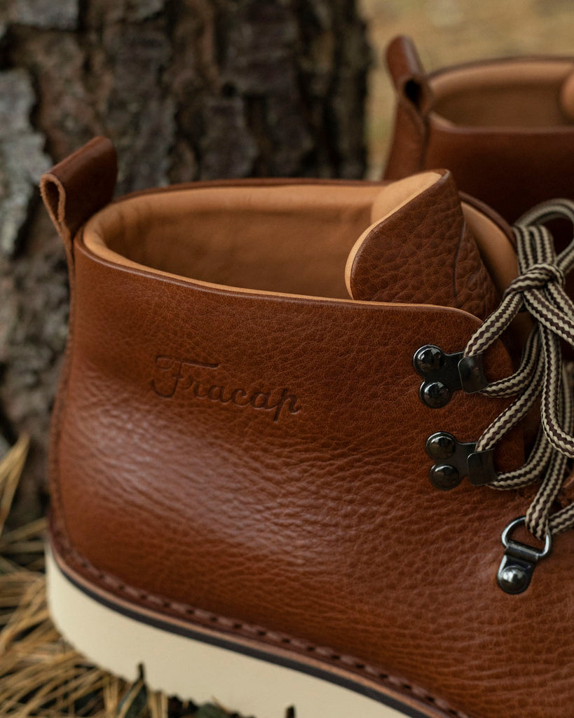fracap-m120-cut-sole-leather-boot-cotto-detail