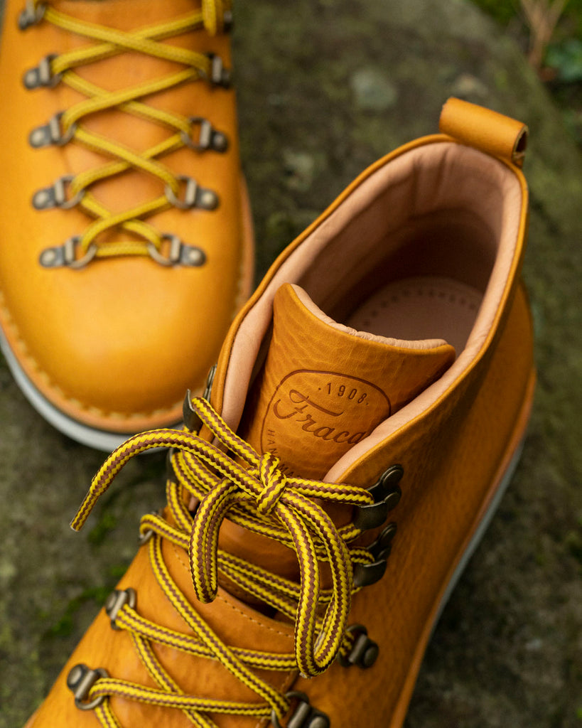 fracap-m120-cristy-sole-leather-boot-yellow-detail