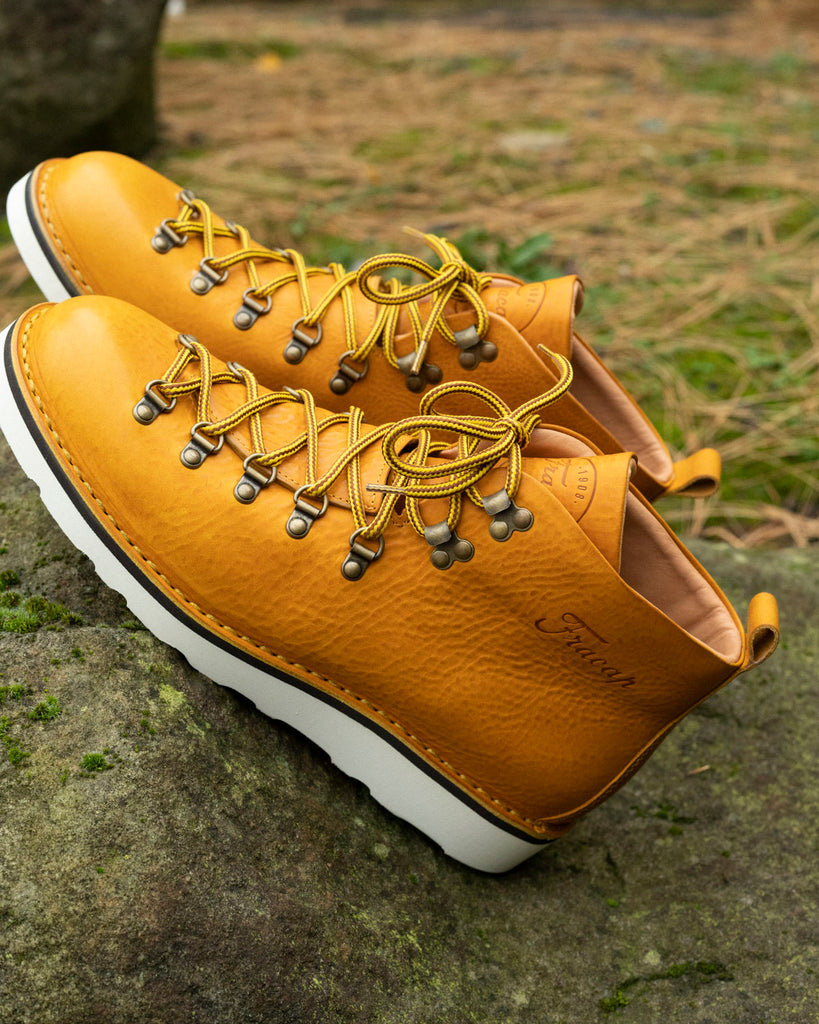 fracap-m120-cristy-sole-leather-boot-yellow-front