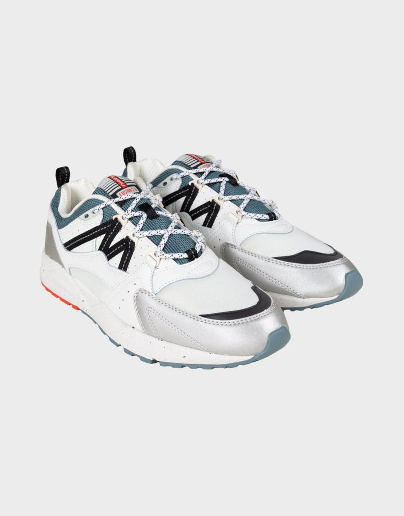 Karhu Fusion 2.0 Trainers - Silver / Jet Black - The 5th